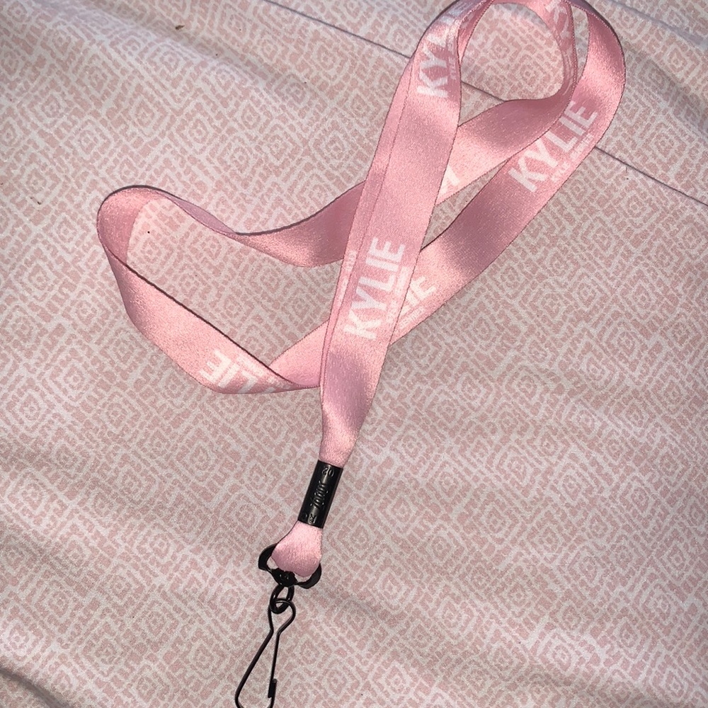 Kylie lanyard